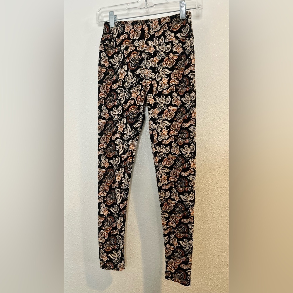 LuLaRoe Patterned Leggings One Size (2-10)